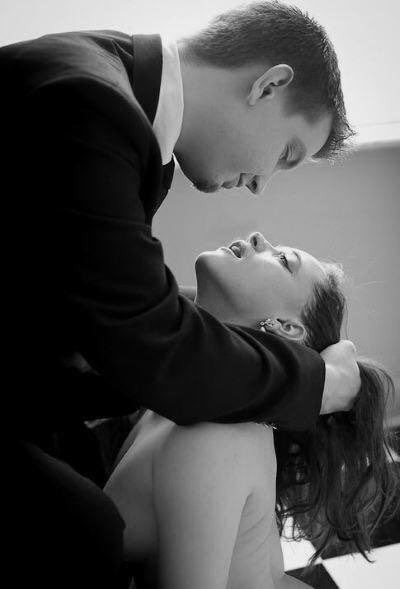 واعديني و لا تقولين الظروف🎶
وافهميني وابعدي عنكي الخجل