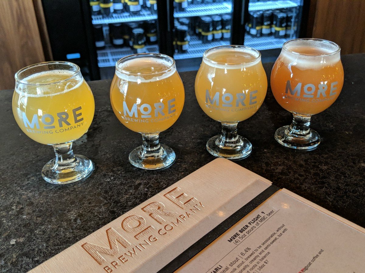 TheHopReview's tweet photo. Had to check out all this suburban hype (and complaining) in person @MoreBrewing #brewerybracket https://t.co/jjdNRaafTR