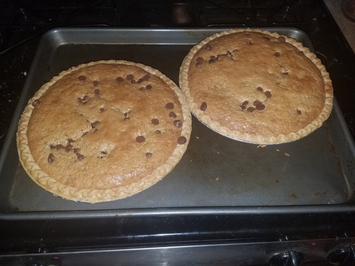 Last two in... Pi Day and Scavernge Hunt tomorrow... #14piesIgothis #PiDay #PiDay2018