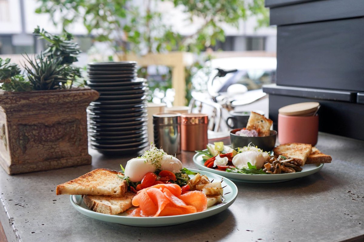 BMRoasters's tweet photo. Gloomy days are cafe days 🌧 we've got some major food appreciation for our mates over at @the_mill_and_co 🙌 If you're near Manly go give them a visit! 
#sydneycafe #brunch #lunch #themillandco #themillandcocoffee #blackmarketroasters #coffee #sydneycoffee #manlycafe #cafe https://t.co/bWTpdTCCpx