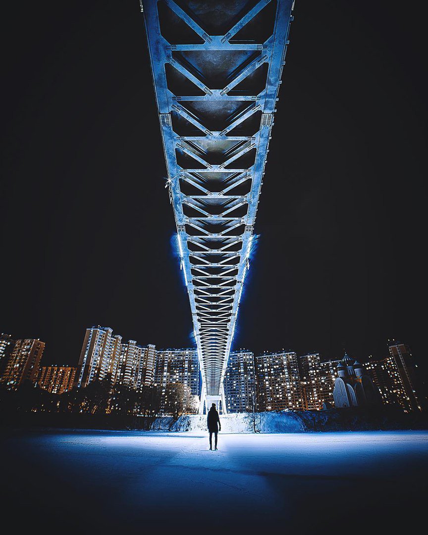 TourgratisRusia's tweet photo. Puente peatonal en Moscú
https://t.co/eWYH4wRT2M
 #latinosenrusia #tourgratis #excursiongiuada #travellife #excursionenespanol #mundial2018 #photoshoot #viajearusia #viaje #trip #tour #tourenrusia #rusia2018 #espanol #guias #guiasp #mundial #futbol #fifa https://t.co/HaaMSPWHXQ