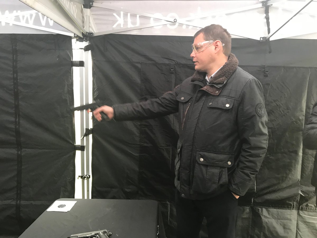 stockley_park's tweet photo. Happy to #ShareLifeShareFun! #BBGunTargetShootingEvent #StockleyPark #TheSquareabout https://t.co/TdW3RHbGQE