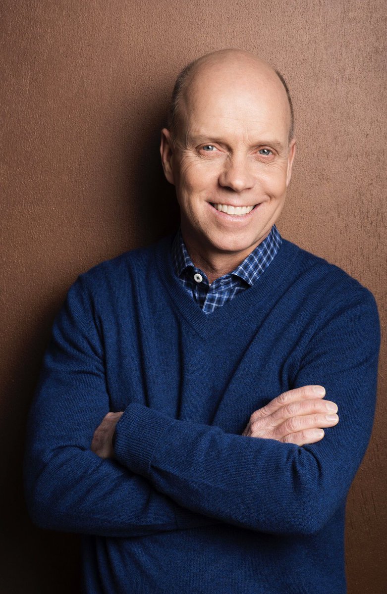 NSLSKentState's tweet image. Come celebrate being a chapter for 10 years and watch our last speaker live broadcast with us! Listen to how Scott Hamilton got where he did, and eat some snacks at the Kent Hotel! RSVP is mandatory! Please arrive at 6 and it is held in the McGlivery Room. Hope to see you there!