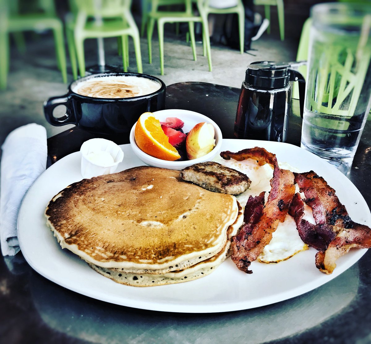 512ATXcom's tweet image. Trick to getting through @sxsw ? Lots of brunch, it's not just for weekends anymore. #kerbylane @kerbeylanecafe #bruncheveryday #sxsw #sxsw2018 #everythinglocal #everythingaustin #512atxcom