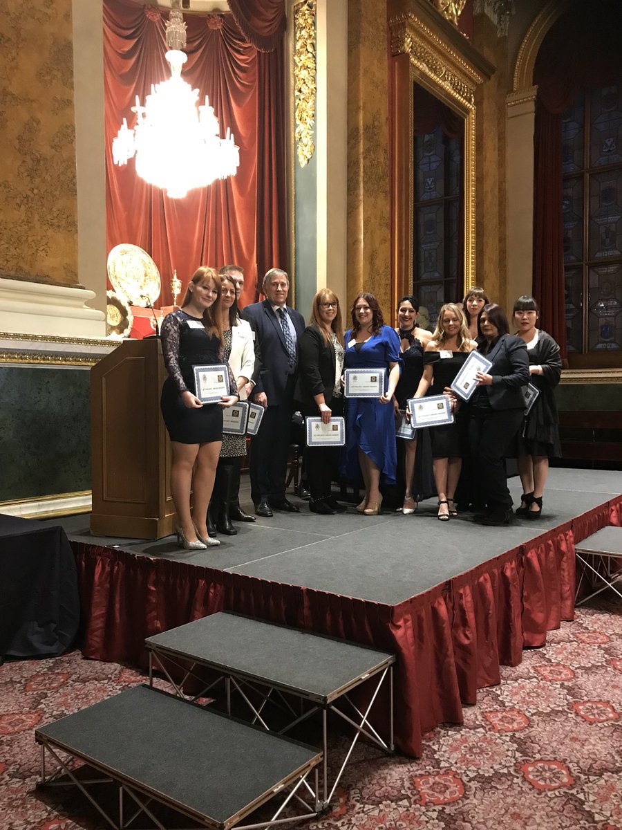 UKNAJ's tweet photo. Congratulations to our JET Certificate Project award winners. What a brilliant achievement! @BransomSystems #JETgraduation https://t.co/2AaX5LH9W2