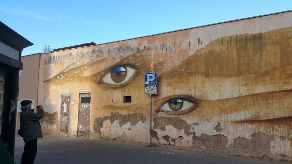 TrastevereRM's tweet photo. Occhio che ve vedo...

#rome #streetart #trastevere #sancosimato #FantasticBeasts #romeisus https://t.co/TA2RKRz1Vp