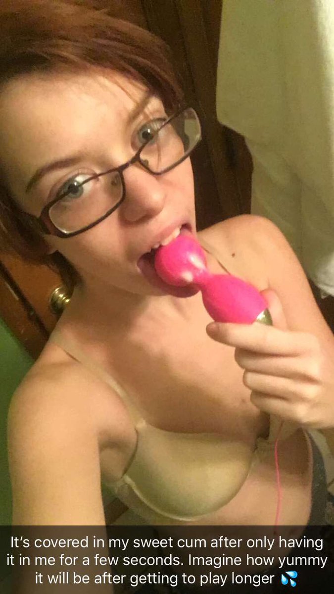 cara_bear801's tweet photo. Have to sneak in playtime whenever possible, even if it’s just for a minute in the bathroom. Getting my own space again tonight, hmu on snap for a wild time! 💦 #adult #petite #wetandwild #18plus #nsfw #nsfwsnapchat https://t.co/wz0tefYKyv