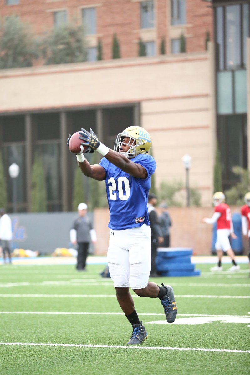 UCLAFootball tweet picture