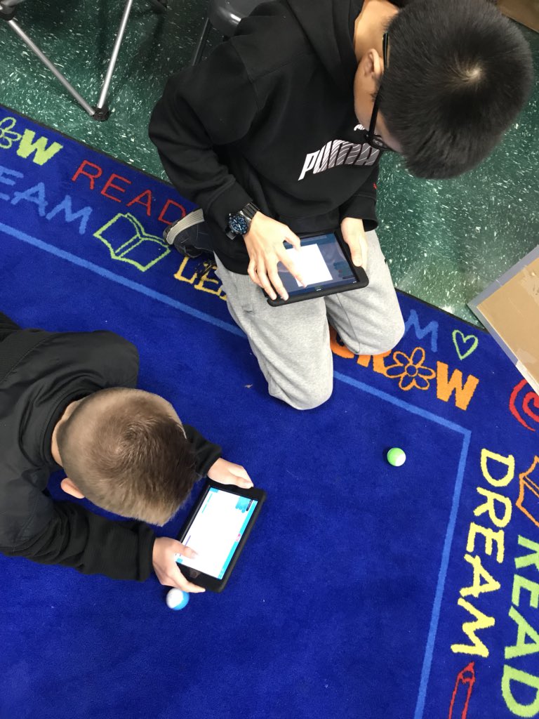 BevilacquaNB's tweet image. Ms. Schwartz’s class programming their Sphero Minis to roll perfect squares! #spheros #beyondhourofcode