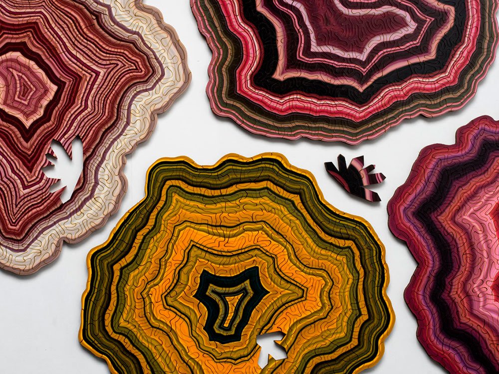 MonterreyEsadi's tweet photo. Geode, puzles geológicos de Nervous System. Patrones naturales generados por ordenador  https://t.co/6y4qMWhMFh
#Reinventa #ESADI #Diseñaelcambio #diseno #industrial #industrialdesign https://t.co/iyR4o38BDn