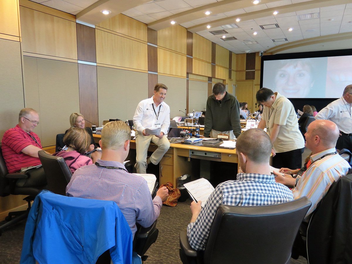 Kois Study Groups provide an opportunity to meet with fellow Kois Center Members in your local area. Groups are self-organized by local Alumni. Check out Dr. Lopez's new Kois Study Group in Tucson, AZ!  ow.ly/5VgU30iVt3x