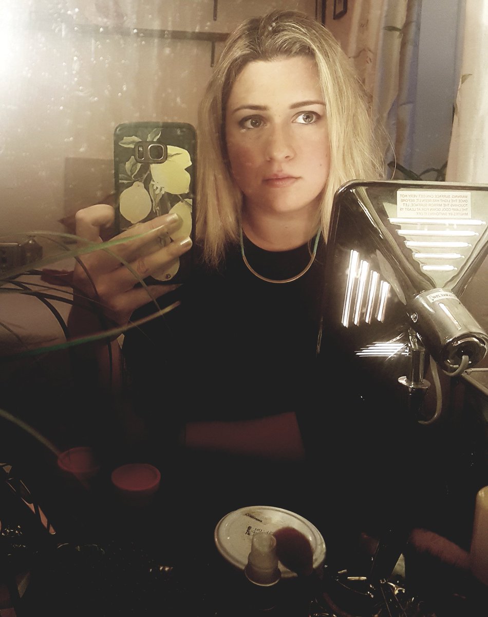 Miss_Saffron_'s tweet photo. Preparing for my next victim, sat at my dressing table. https://t.co/7CLYhoeahr