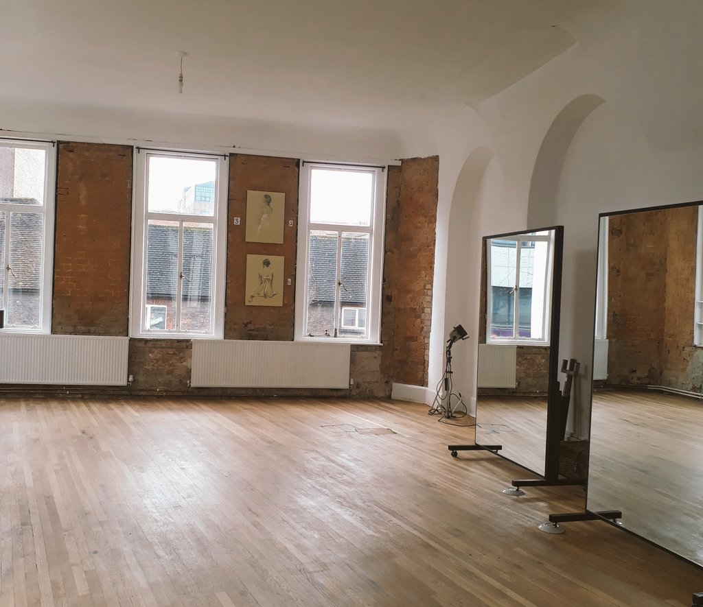 ImagineLuton's tweet photo. Such a pleasure to visit @LittleRedCIC today, Luton's fantastic new creative space by and for artists. Thanks @JPNewell7 for the tour &amp; chat, can't wait to see it come to life! https://t.co/yN2CqLAhsq