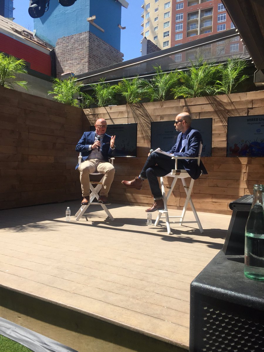 ZuriHunter's tweet photo. @ShaneWallCTO interview on Digital Storytelling with #VirualReality #SXSW #BGCSXSW #HPSXSW https://t.co/WwEFg5NFpE