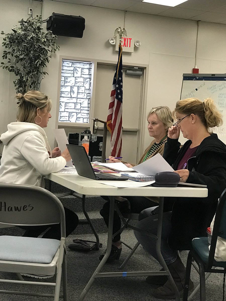 Haweselementary's tweet photo. Afternoon session of teacher collaboration time has started and Ts are having deep conversations about academic vocabulary and essential questions #workinghard #reflectivepractioners #proud #learninghats #behawesome #hawesnation https://t.co/FsvT1n0prB
