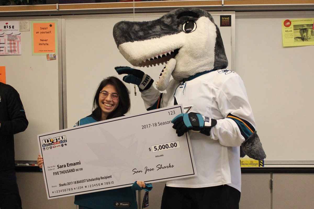 SanJoseSharks's tweet photo. Congrats to Sara, the #SJSharks  2017-18 Bay Area All-Star Scholarship Team winner, who was surprised by @sjsharkie at school this morning! #BAASST https://t.co/qLCqIdWplV