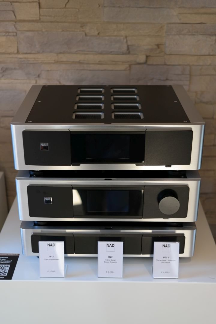 MeinHifi's tweet photo. @dynaudio, #NAD und #Blusound waren auf der #hificonvention2018:
https://t.co/uMl0zM3bIR https://t.co/Eo5xpiklY3
