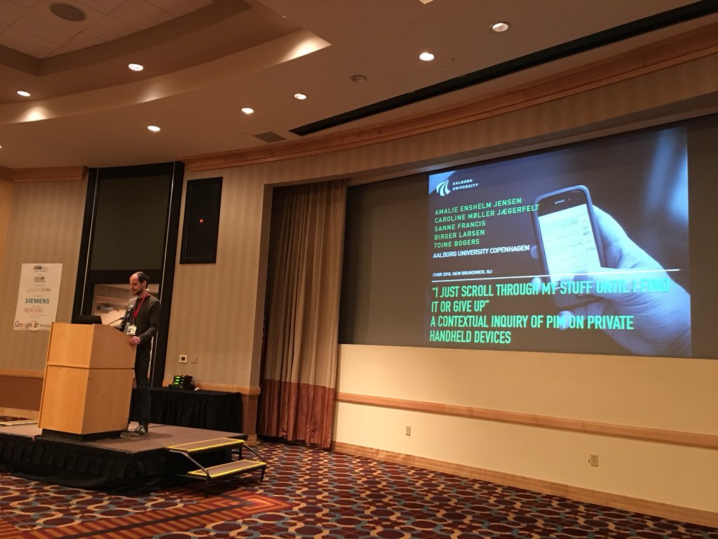Toine Bogers presenting about PIM on handheld devices #chiir2018 @ACM_CHIIR @sigirf