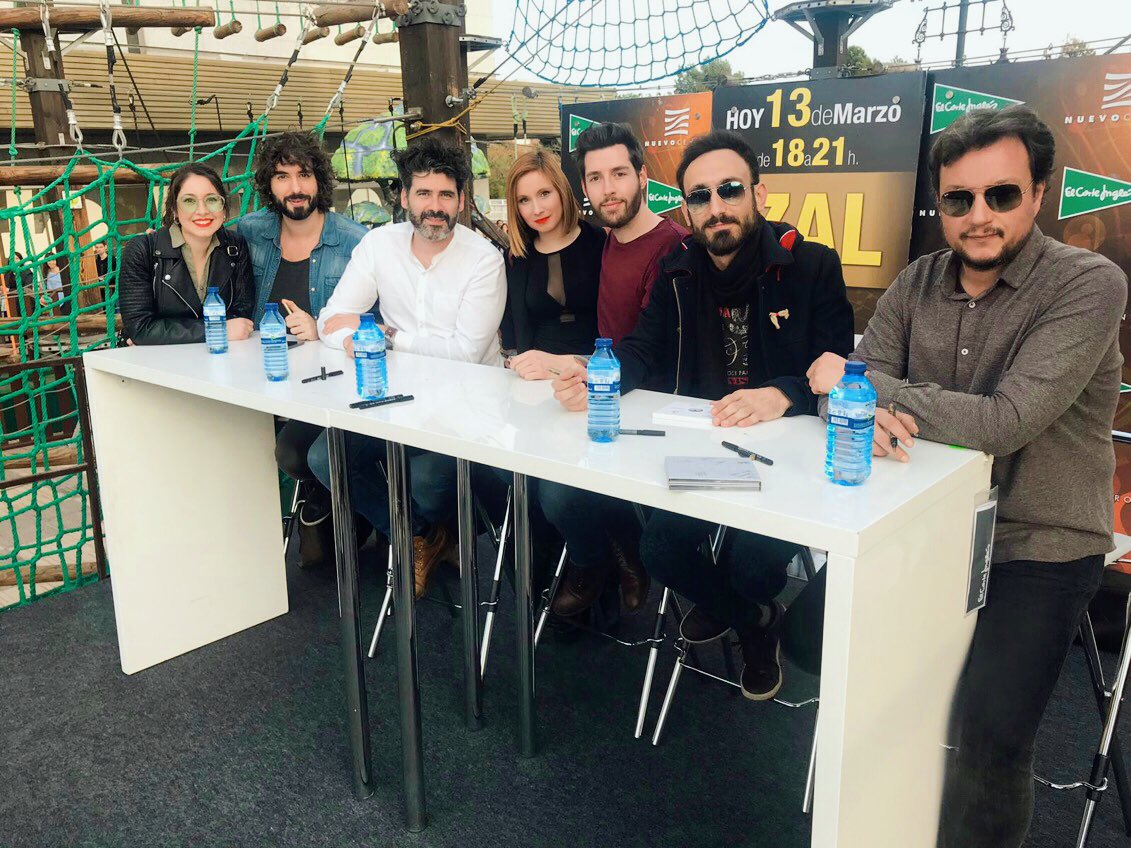 Gemmverde's tweet photo. IZAL❤️ Gracias por hacernos felices. @IZALmusic @FansIzal @IzalClub https://t.co/amyH6Zy4Q4