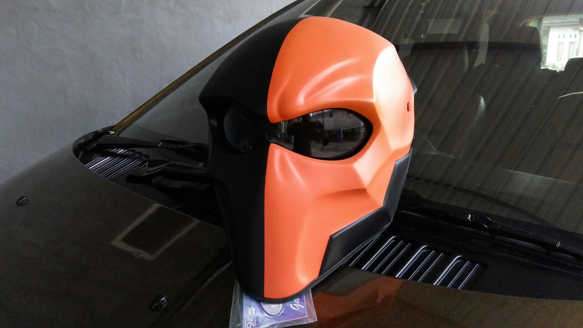 ab3nkz09's tweet photo. Special by Request!
__
#art #menstyle
#predator #predators #predatorhelmet #ironman #ironman3 #ironmanhelmet #starwars #starwarsfan #stromtrooper #batman #batmanhelmet #darknight #alien #alienhelmet #masterchief #badass #badasshelmets #spartan #helmet #helmets #Deathstroke https://t.co/SfyXIIHbuI