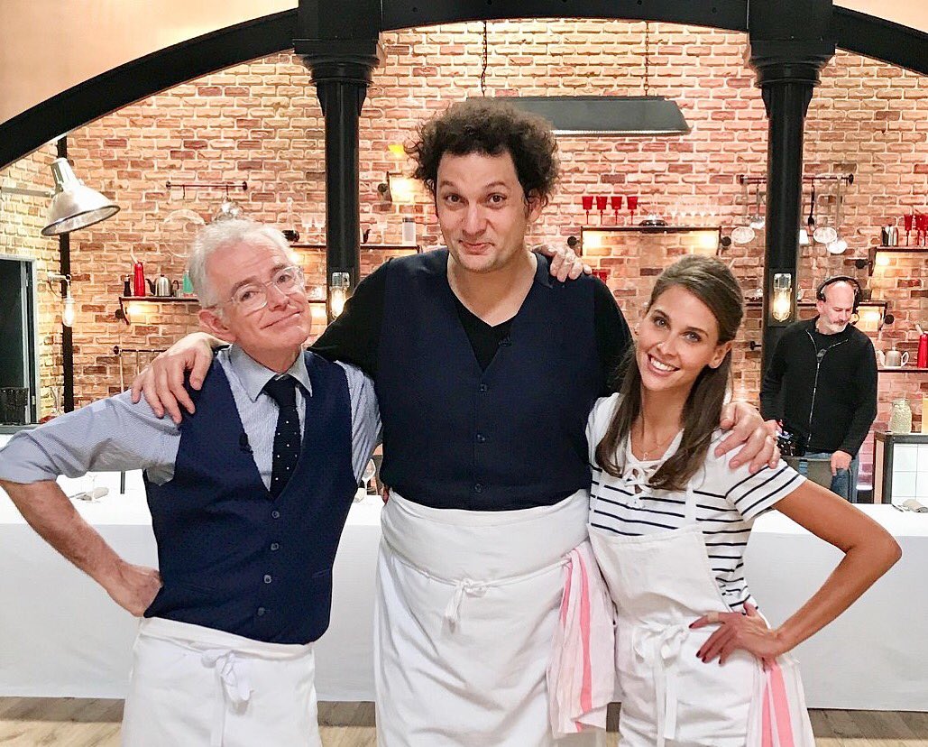 eric_antoine's tweet photo. Ce mercredi soir, on se met aux fourneaux pour la 💯ème de #TopChef à 21h sur @M6 !! 👨🏻🍳👩🏻🍳 https://t.co/3L9ODgnPfA