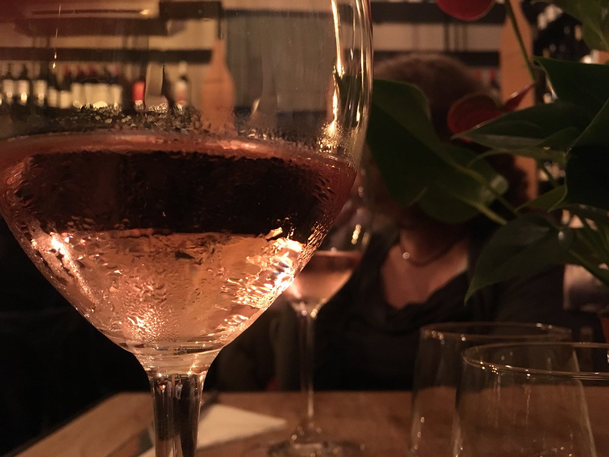 Georgiana__A's tweet photo. Wines again... wine tasting from the only winery in Cluj county: Crama Salina. Cheers! ๐ท
๐น๐ฉ
๐น๐ฉ
๐น๐ฉ
#georgianastories #romanianwines #cramasalina #wine #Romania #winetasting #culinaryguide #wineguide #winelover #bucharest #barrique #chardonnay https://t.co/WpwerWgV8l