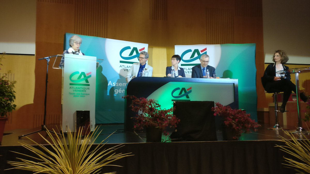 dagrolleau's tweet photo. #agcl2018 Nous débutons la partie statutaire de l'#AG de la caisse locale de #Carquefou. https://t.co/8HV8PgFHr3