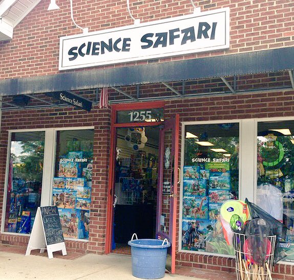 Notsuoh88's tweet photo. *Reminder* I’ll be in #CaryNC on March 24th from 4-6 hanging out with my friends at #ScienceSafari for a book signing event!!! Don’t forget proceeds will benefit local #nonprofit organization @Read_and_Feed 💜 #kidlit https://t.co/eRsgASoPfN