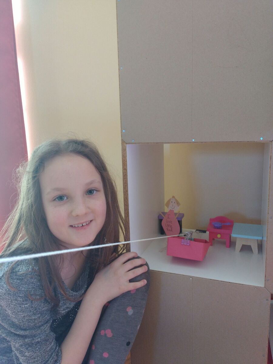 MCSSTEAM's tweet photo. Sofiya did a great job helping Little Red Riding Hood get snacks to Grandma. Sofiya engineered a zipline so Little Red Riding Hood could avoid the Big Bad Wolf. Awesome engineering, Sofiya! #marchstemchallenge #stem #steam #masonshines #masonlearns #growinggreatnesstogether https://t.co/klJJwm3EYV