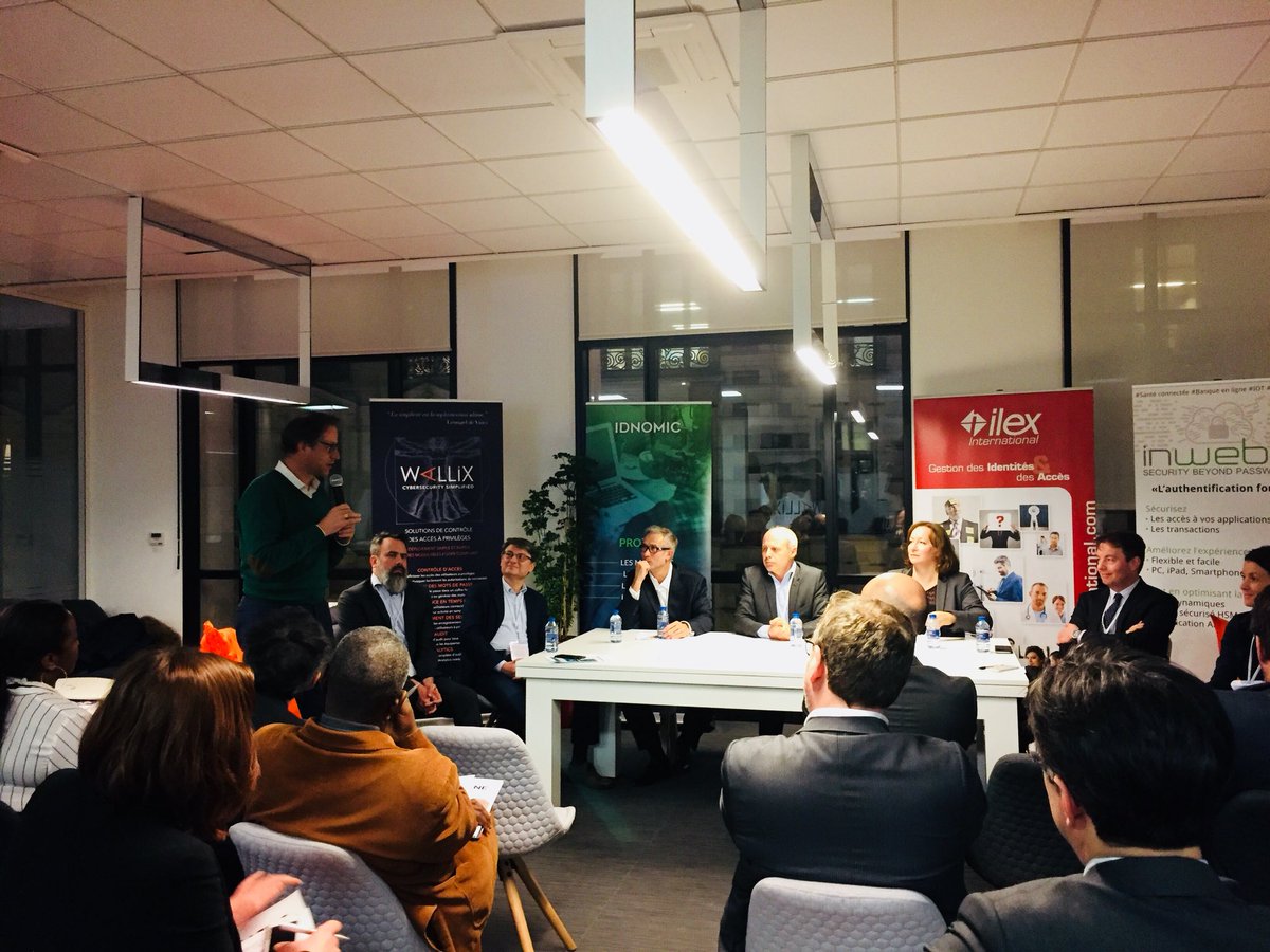 Hexatrust's tweet photo. On travaille ac des intégrateurs pr proposer des solutions de bout en bout les + performantes et permettre aux utilisateurs de tirer le best de l’IAM. Il faut choisir les meilleurs techno, entreprises & collaborateurs pr vs accompagner ds vos projets #hexaclub #IAM @JNdeGALZAIN https://t.co/ETv91SPgL0