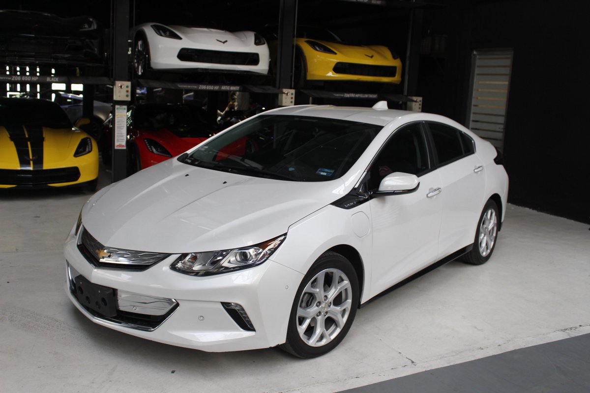 yonoqui1's tweet photo. #VOLT #Chevrolet #Martes13 de suerte ven a conocer el increíble Volt, deja de pensar en tenencias y gasolina, apoya a la #Ecologia, un grano de arena hace la diferencia. Enganche desde 10%, arrendamiento o contado. Por que tu te lo mereces https://t.co/M8Ji8coLUC
