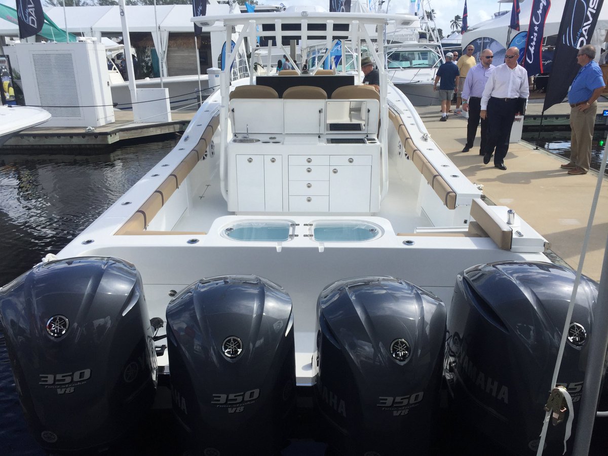YachtDesign's tweet photo. The Davis 42 is a center console fishing boat. Every Boksa boat is engineered for the sea. We designed the David 42 with a narrow bow that pierces through the water. Enjoy the article from the editors of Southern Boating. https://t.co/CA8WuxBhYZ #BOATS #BuddyDavis #EggHarbor https://t.co/4YU8RwZ3FQ