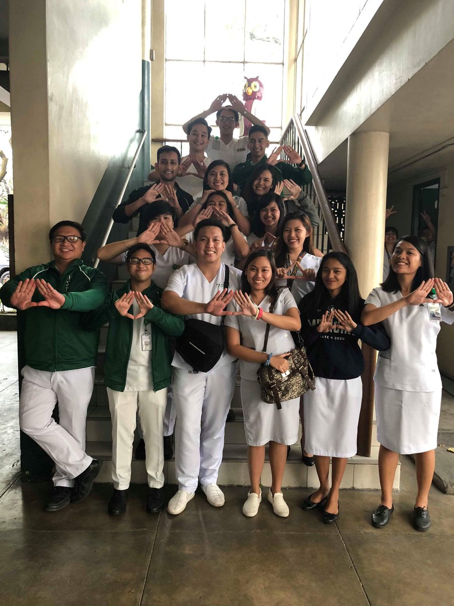 BarlowOrtolani's tweet photo. Happy anniversary Alpha Phi! 14/14 💚 #HailUSR ⚕ https://t.co/QZSDSOqryo