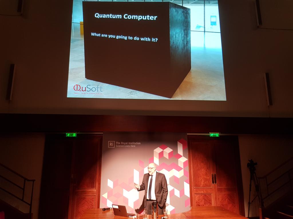 Exciting to hear Harry Buhrman @quantumlight talk about the #quantumrevolution in #QuantumComputing at @Ri_Science #UKNLQuantum