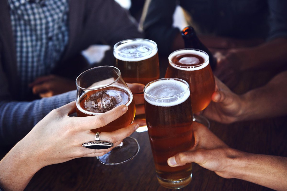WestinMHR's tweet photo. Enjoy locally crafted beer and a laid-back dinner menu. Featured brewery Mission Brewery of San Diego on Friday, March 16th. For reservations call Pinzinimi 760.770.2150 #westinmissionhills #craftbeer #dinnerpairing #rachomirage #tastingtable https://t.co/ArBVR3zszS