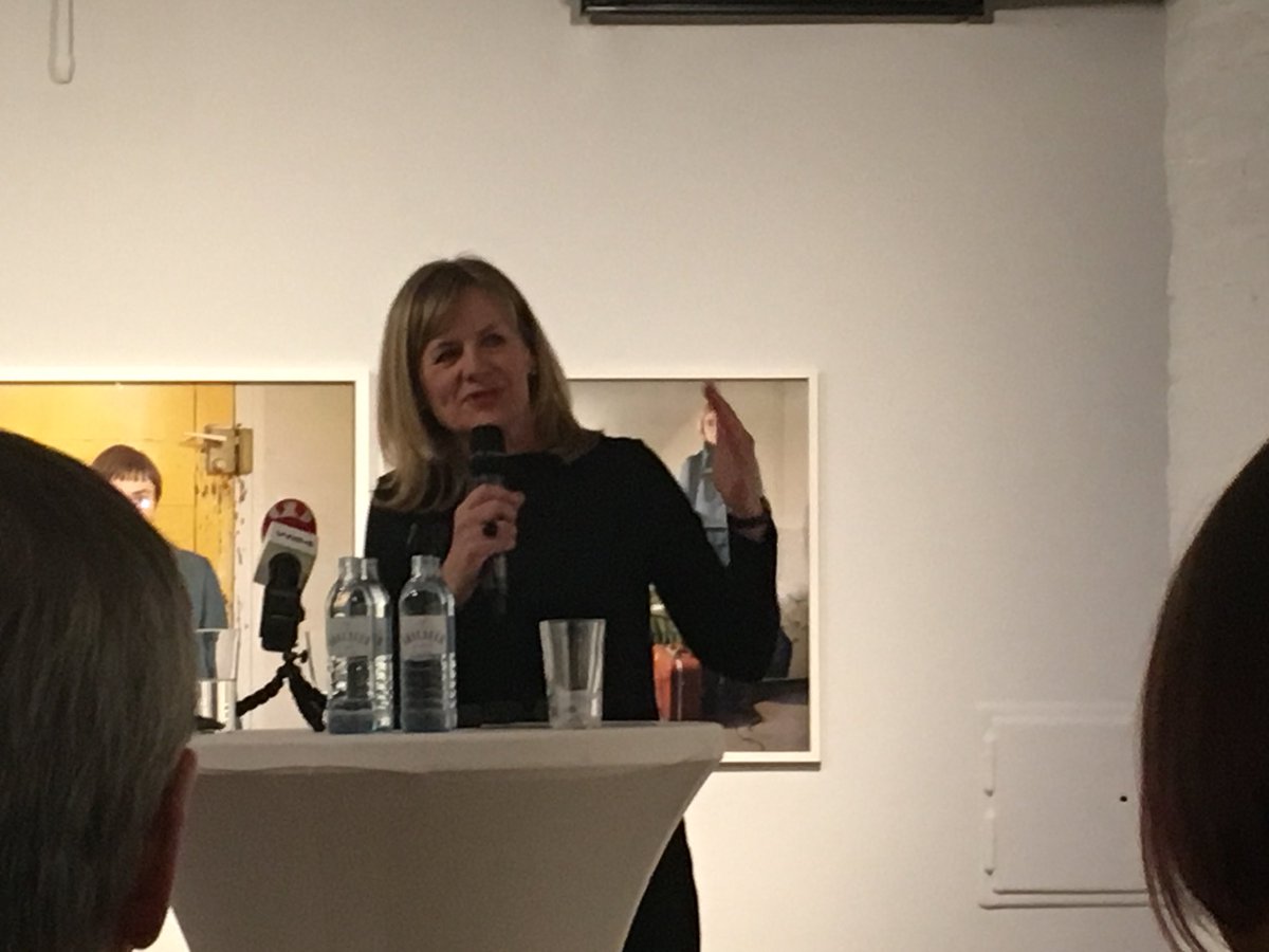juergen_meindl's tweet photo. it‘s not me, it‘s a photograph - Elina Brotherus - must-see @ Kunsthaus Wien https://t.co/DdD0rMt3Ob