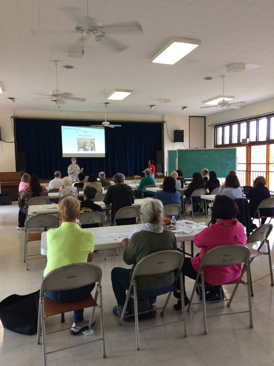 nursesantos's tweet photo. @AARPHawaii #Community #Service Committee members learning about #Dementia Friends. Thanks Gail Satsuma &amp; Jody Mishan. https://t.co/X5GZLj7fJU