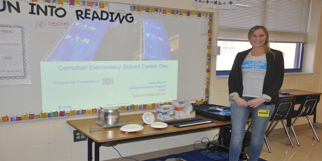 ETN_Lighting's tweet photo. We support young leaders locally! A member of our lighting team visited @CampbellES_FCS recently to discuss career options in the lighting industry and energy conservation using our #LED tech. #ESPOY https://t.co/agWRvlIue1