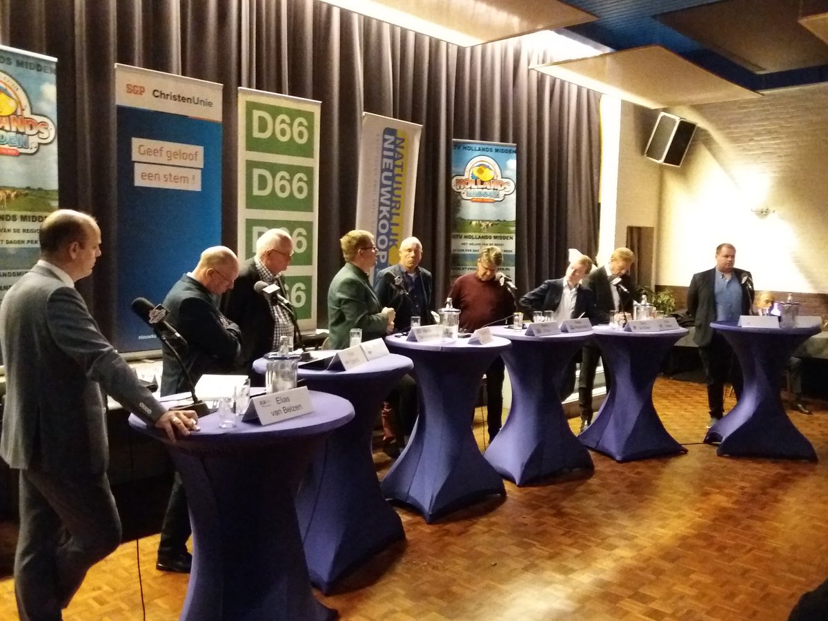 Het politieke debat van #Nieuwkoop is in volle gang op <a href="/RTVHM/">RTV Hollands Midden</a>