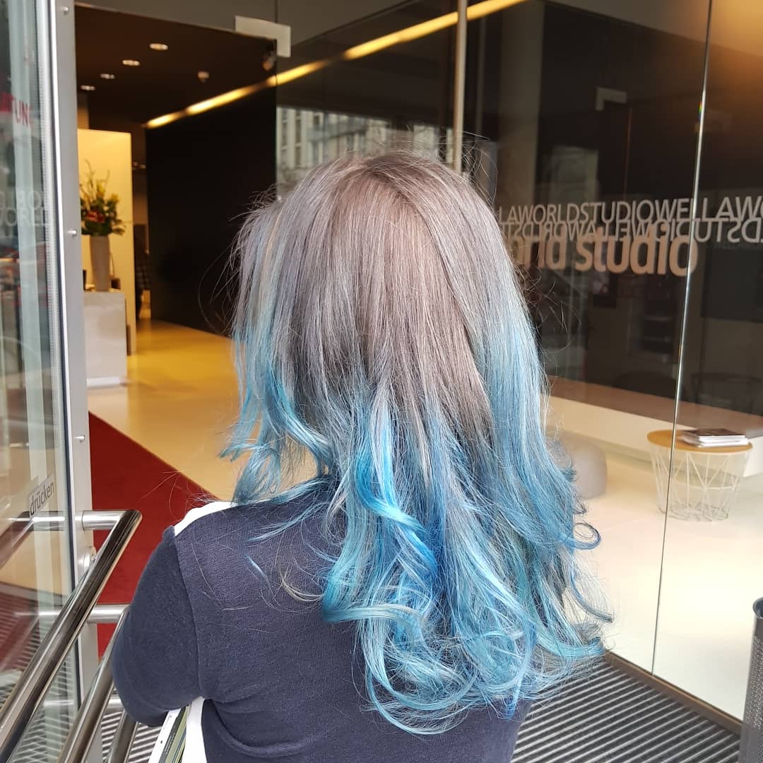 emmikeks87's tweet image. Love my job💚🤩#wellastudioberli #colorfreshcreate #wella