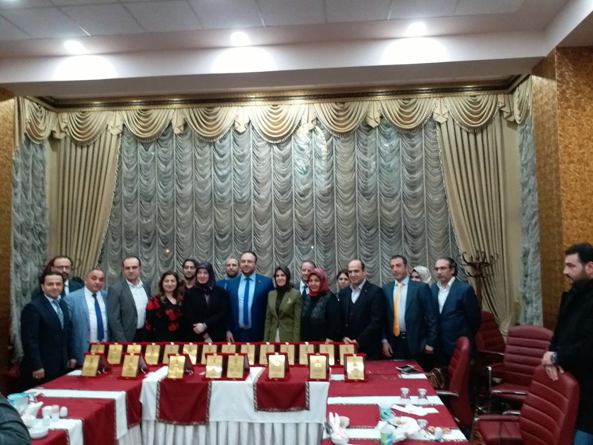 AK PARTİ İBB BLD MECLİS ÜYESİ 
Sn <a href="/kocihsan/">ihsan koç</a> 
Güngören ilçesinde yapmış olduğu hizmetlerden dolayı Ak Parti İl Başkan yrd ödül aldı Kutlarız Sn koç 

<a href="/mustafaatas/">Mustafa ATAŞ</a> <a href="/bayramsenocak/">Bayram Şenocak 🇹🇷</a> @HARUNKARACA1 <a href="/ercsever/">Ercüment Sever 🇹🇷</a> <a href="/yuksel_akyol/">YÜKSEL AKYOL🇹🇷</a>