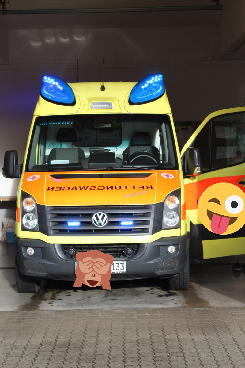 TravelerClaudi's tweet photo. My car at work ππ #Paramedic #redcross #redcrossgermany @RedCross https://t.co/wWjr59vPEe