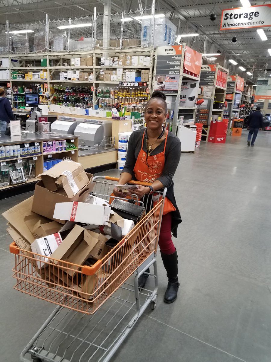 Specialtea6848's tweet photo. Shout out to Jackie knocking out someD25!!! #cardboardchallenge2018 https://t.co/59cc54wkk4