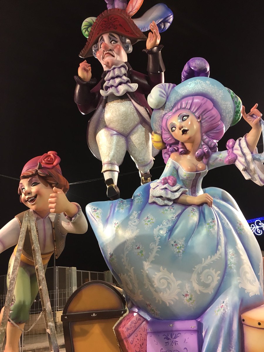 <a href="/fallasximomarti/">Ximo Martí</a> rematando #fallasanrafaelantonmartin #falles #fallas #Plantà18