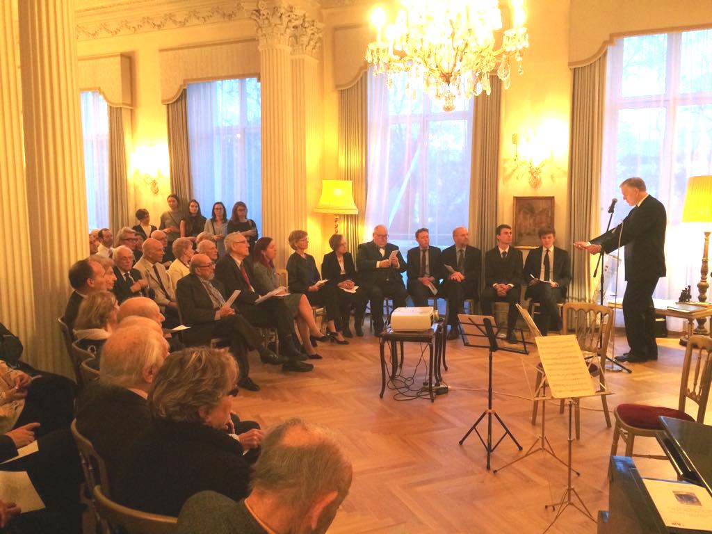 EichtingerM's tweet photo. Never Forget: Commemoration of the 80th Anniversary of the "Anschluss" @austriainuk in cooperation w/ @AJR_London honouring the victims of the Holocaust and the refugees in UK; the Austrian Government is strongly committed to combatting antisemitism, intolerance and extremism https://t.co/w7IXymnxj9
