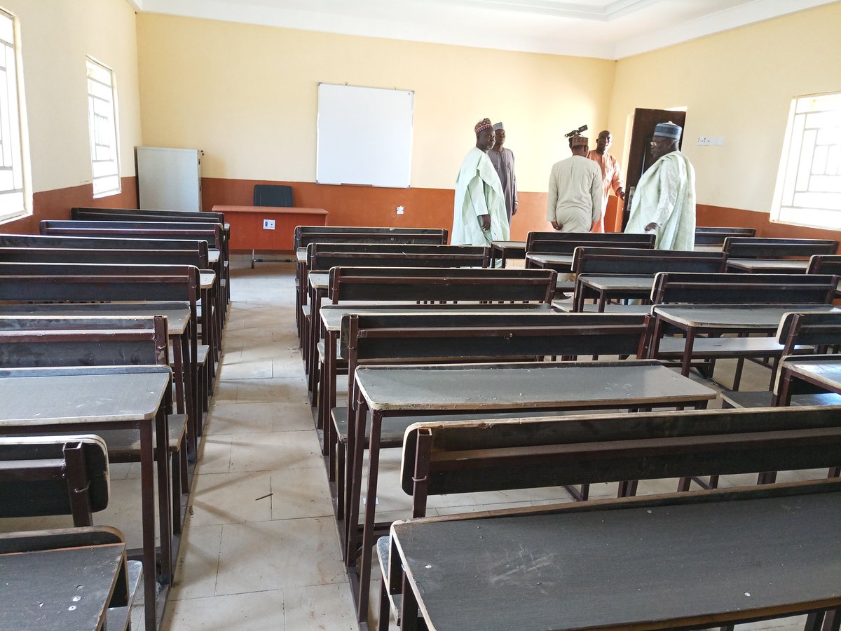BornoYoung's tweet photo. Governor Kashim Shettima was early this morning at the commissing of Ngowan community of #Mafa LGA of Borno State. Gov @kashimshettima has commissioned 300 #houses, shopping complex, hospitals, school and gave #empowerement to IDPs (#returness) in Ngoman, Mafa LGA of Borno State https://t.co/yvh5sWZyJs