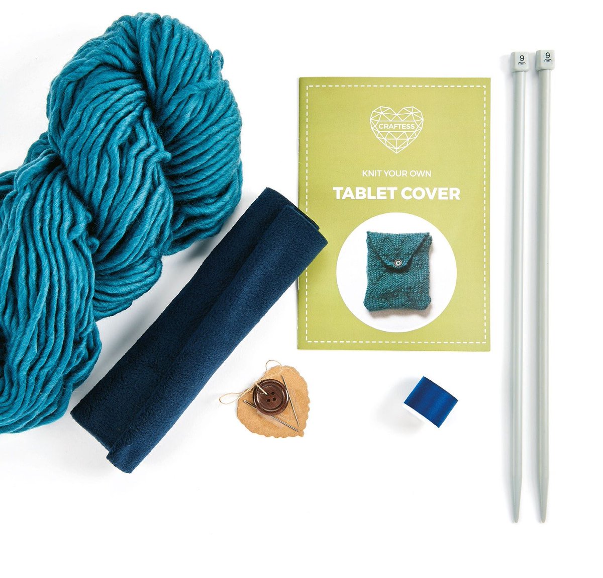 Letsknitmag's tweet photo. Knit yourself a tablet cover with this fabulous kit from Craftess! Complete with instructions, needles and materials, you'll have this whipped up in no time! We have four to give away! #letsknit #giveaway2018 #craftess #knittingkit https://t.co/bohlsIvZ1V