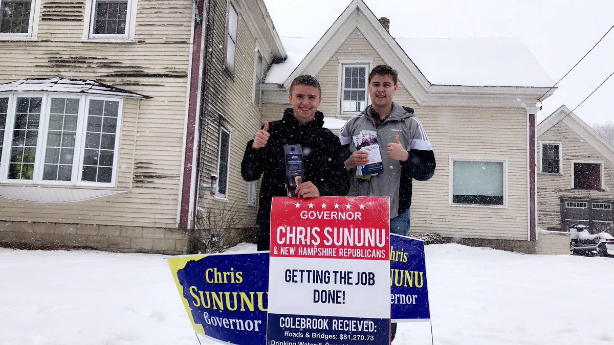 malik_mckinnon's tweet photo. Having a blast with @CountryYoung spreading the news of @GovChrisSununu and @POTUS success #LeadRight #gettingthejobdone #NHvotes2018 #VoteLocal2018 #NHPolitics #MAGA #KAG https://t.co/YBZ8me31YV
