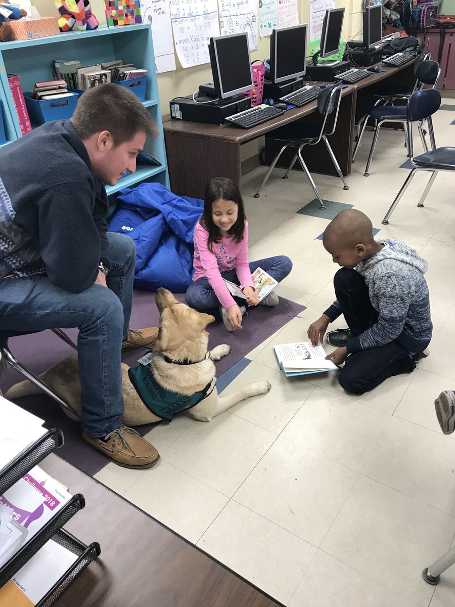 MrsMaddensclass's tweet photo. We were thrilled to read to our friends from #paws4people today. @paws4people @PineValleyElem @PVESLibrarian @samkan23 https://t.co/TnzsD3tJr0
