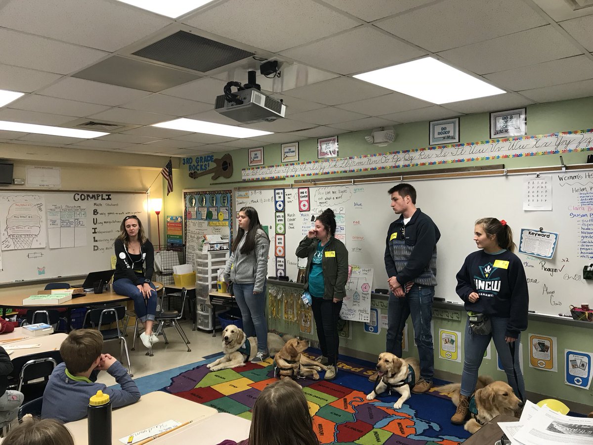 MrsMaddensclass's tweet photo. We were thrilled to read to our friends from #paws4people today. @paws4people @PineValleyElem @PVESLibrarian @samkan23 https://t.co/TnzsD3tJr0